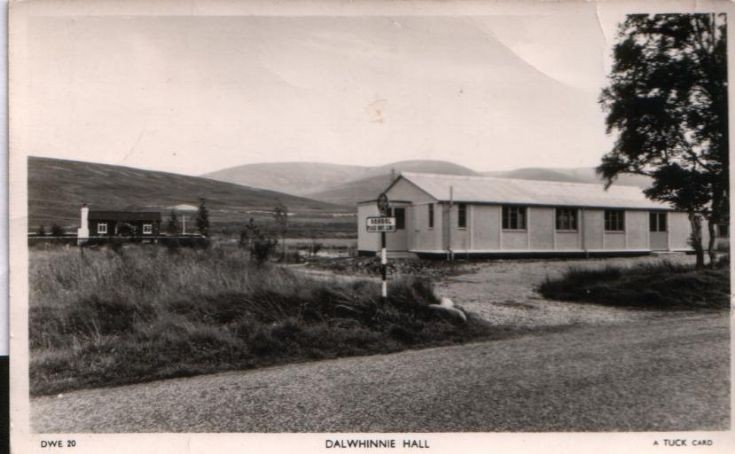 Dalwhinnie Hall and cottage 