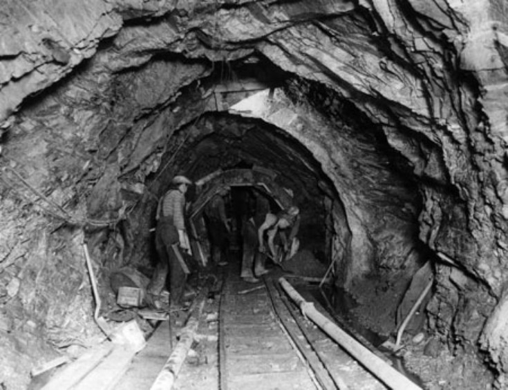 The Ericht - Garry tunnel