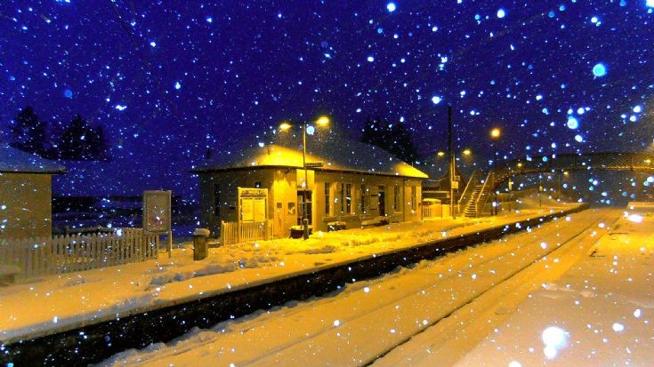 Dalwhinnie station in the snow